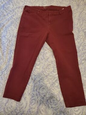 Old Navy Women’s Maroon Jeans